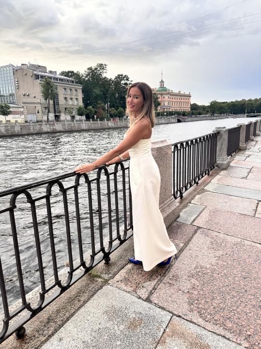 Webcam chat profile for Alorisse: Art