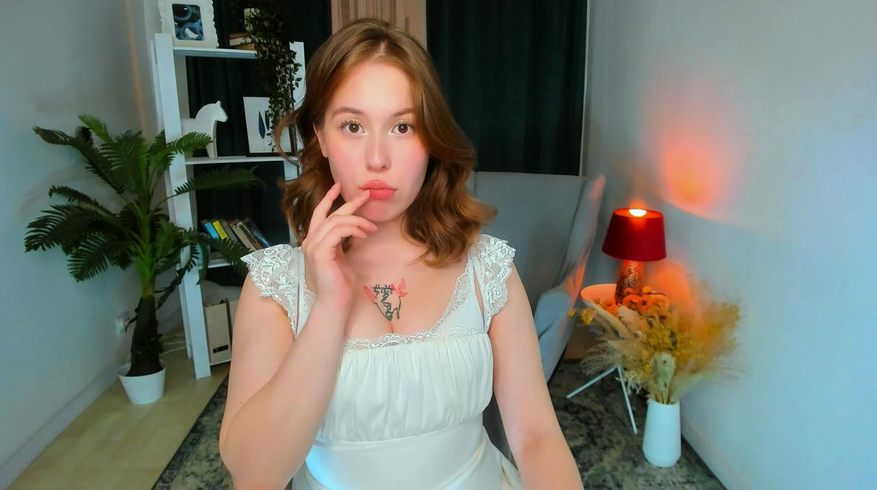 Webcam chat profile for LanaRoselle: Legs, feet & shoes