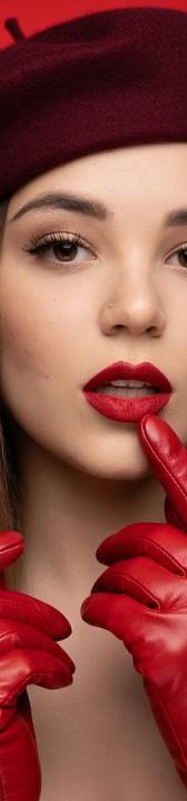 Webcam chat profile for Nensi: Outfits