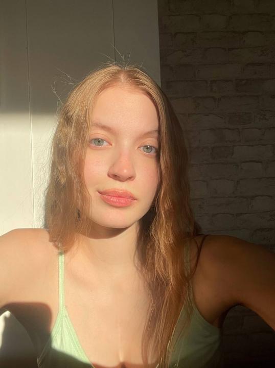 Webcam chat profile for AphroditeWOW