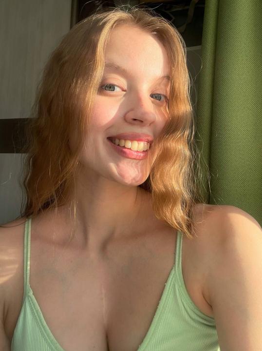 Webcam chat profile for AphroditeWOW