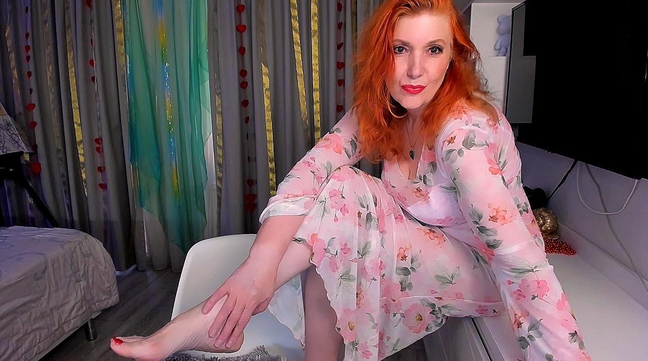 Webcam chat profile for AlmazFireFoxOne: Kissing