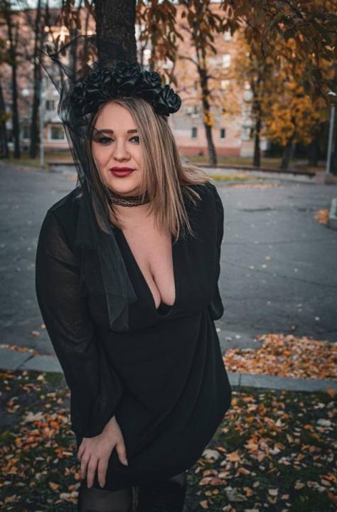 Webcam chat profile for IceBaby063: Nails