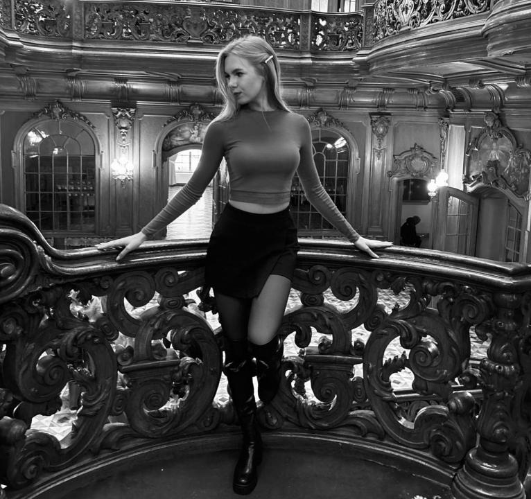 Webcam chat profile for Jessiebell1