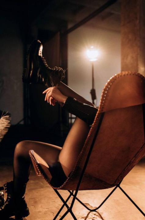 Webcam chat profile for Cuddlyy