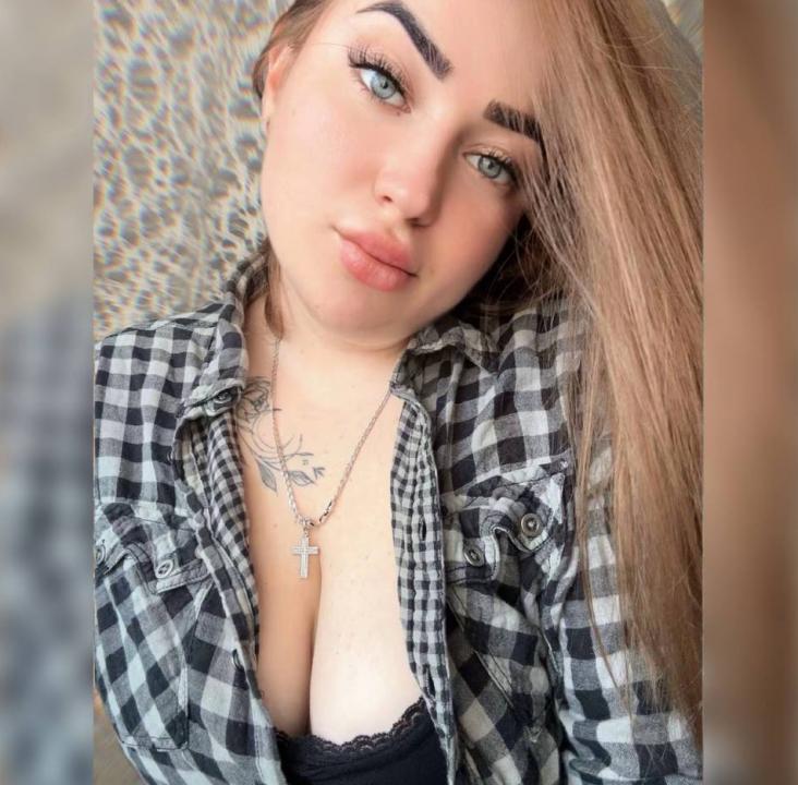 Webcam chat profile for Rosmira: Ask about my Hobbies