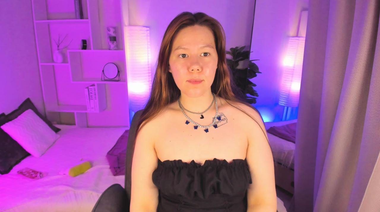 Webcam chat profile for VanessaAma: Legs, feet & shoes