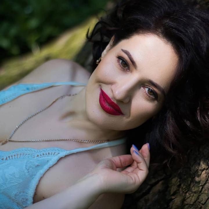 Webcam chat profile for MilaMua