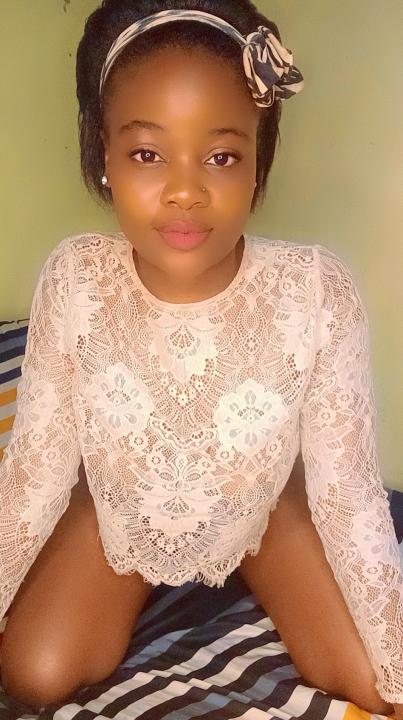 Webcam chat profile for Amberx101: Legs, feet & shoes