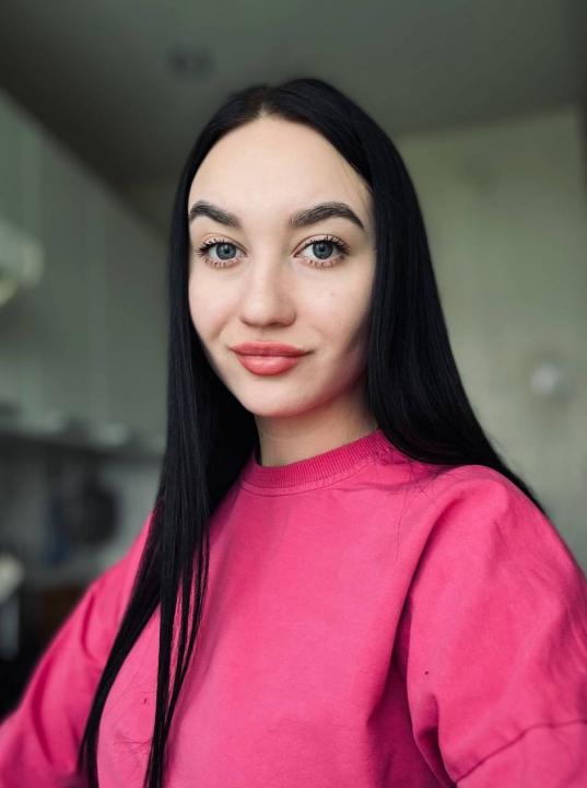 Webcam chat profile for BlackPandora: Nails