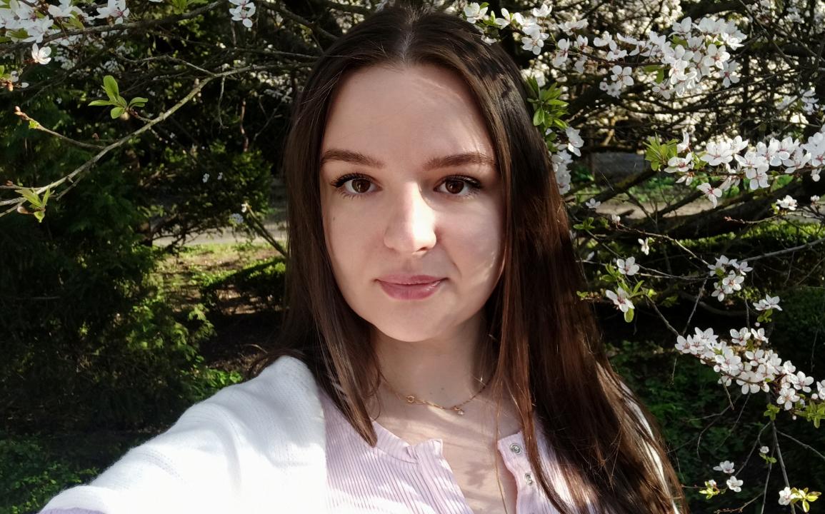 Webcam chat profile for EnchantingLuna: Travel