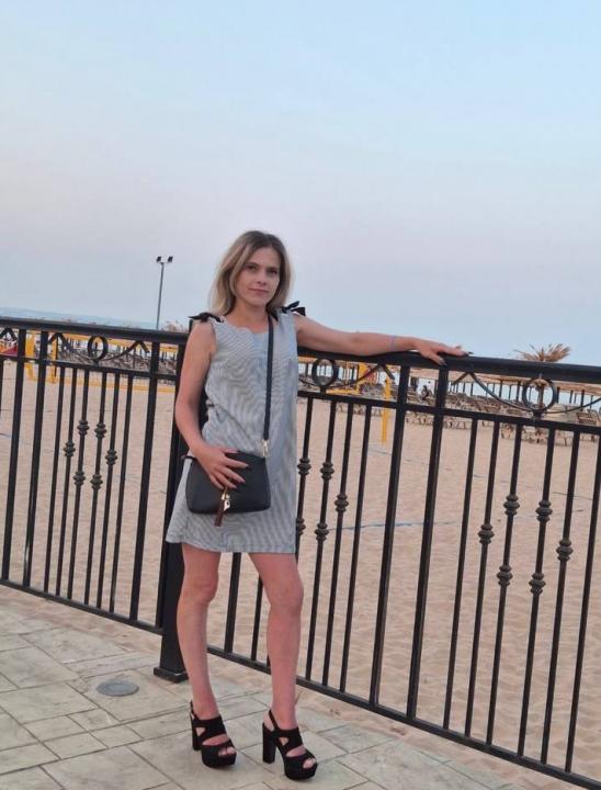 Webcam chat profile for Vionessa: Ask about my Hobbies