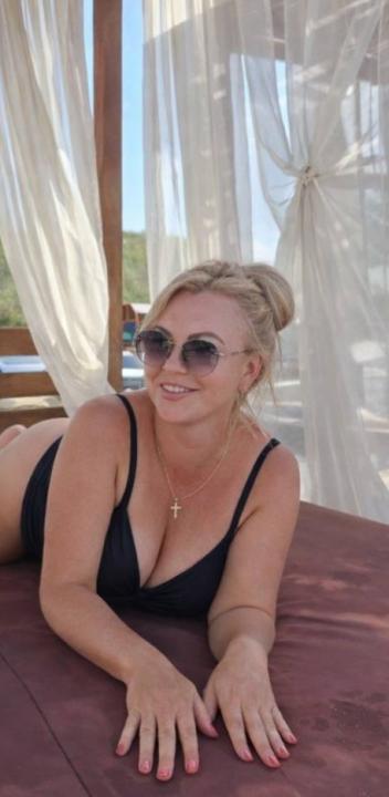 Webcam chat profile for PearlTemptation: Ask about my Hobbies