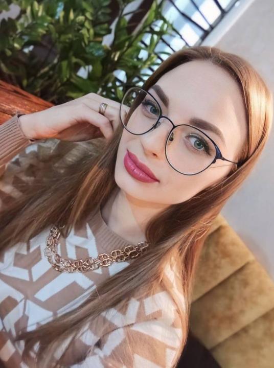 Webcam chat profile for QueenVibes