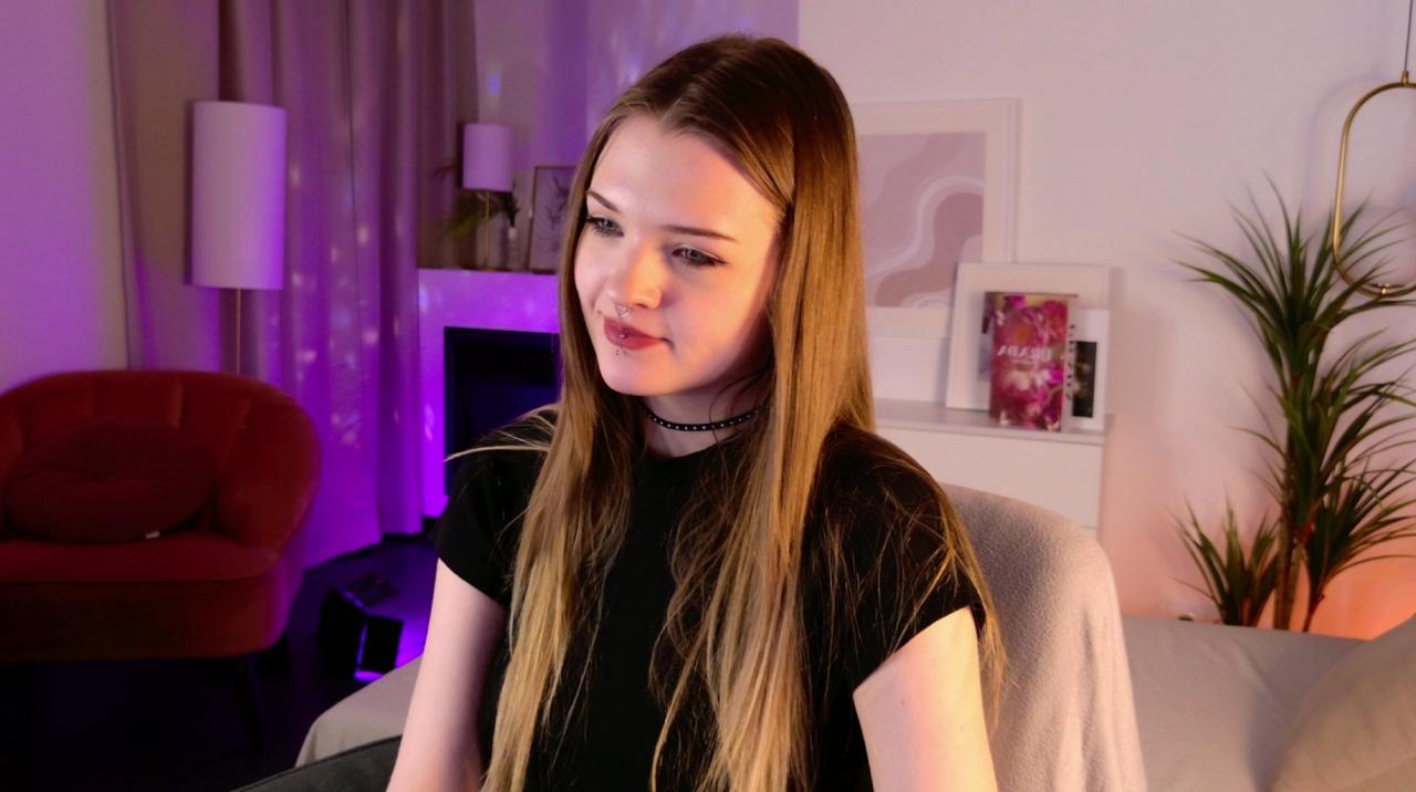 Webcam chat profile for StarryLia: Lingerie & stockings