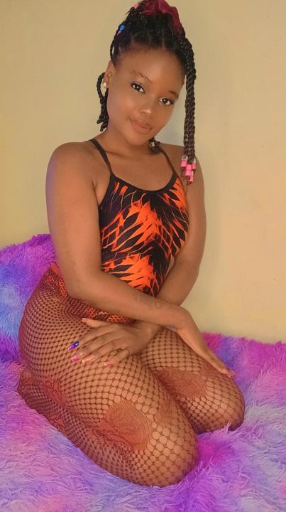 Webcam chat profile for Amberx101: Legs, feet & shoes