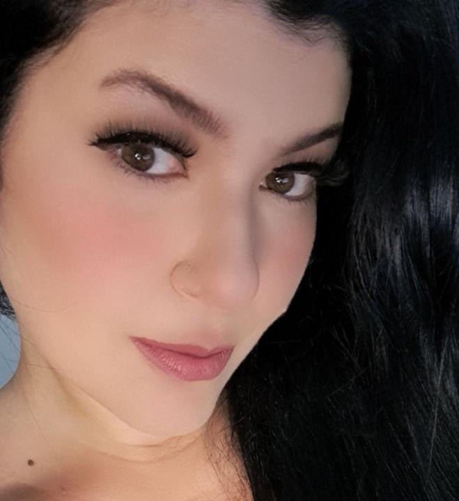 Webcam chat profile for QueenDommenique: Dominatrix