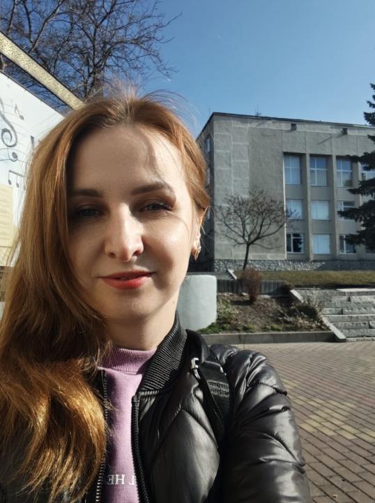 Webcam chat profile for LisaBlonde