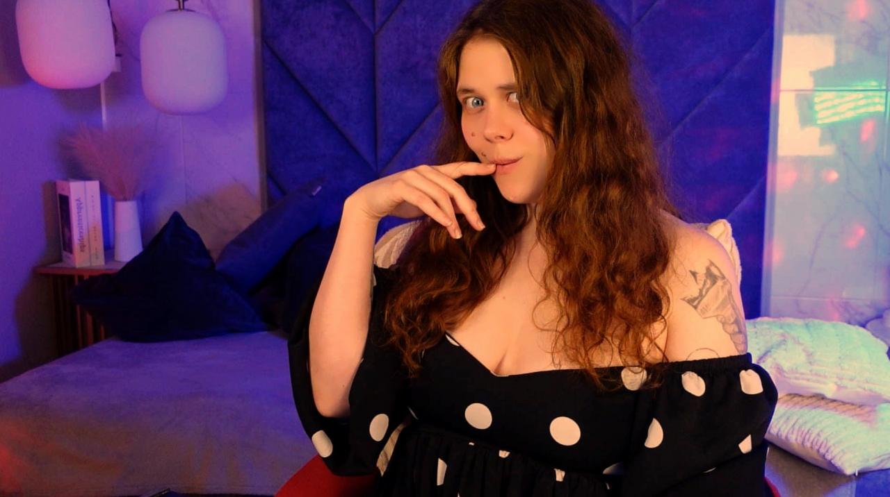 Webcam chat profile for SophiePure: Bondage & discipline