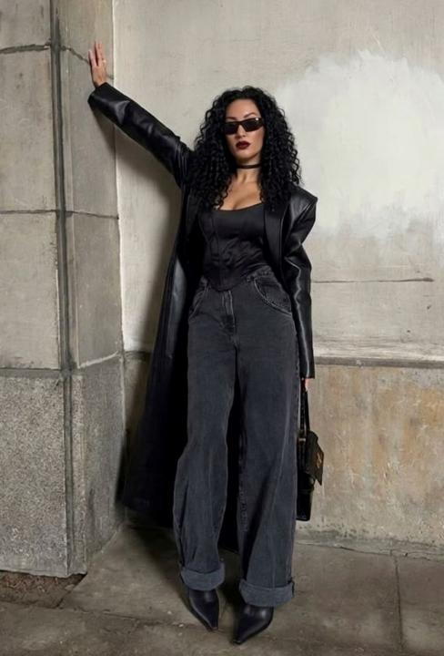 Webcam chat profile for NoirEmpress333: Leather