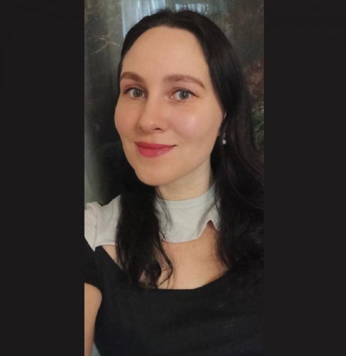 Webcam chat profile for OliviaWarm: Dancing