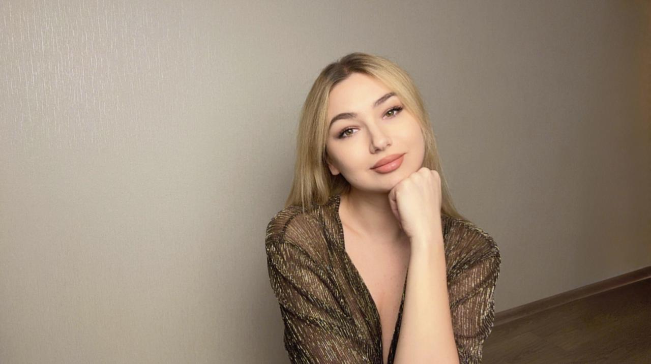 Webcam chat profile for JanyLaski: Travel