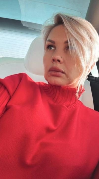 Webcam chat profile for A1rlisse: Ask about my Hobbies