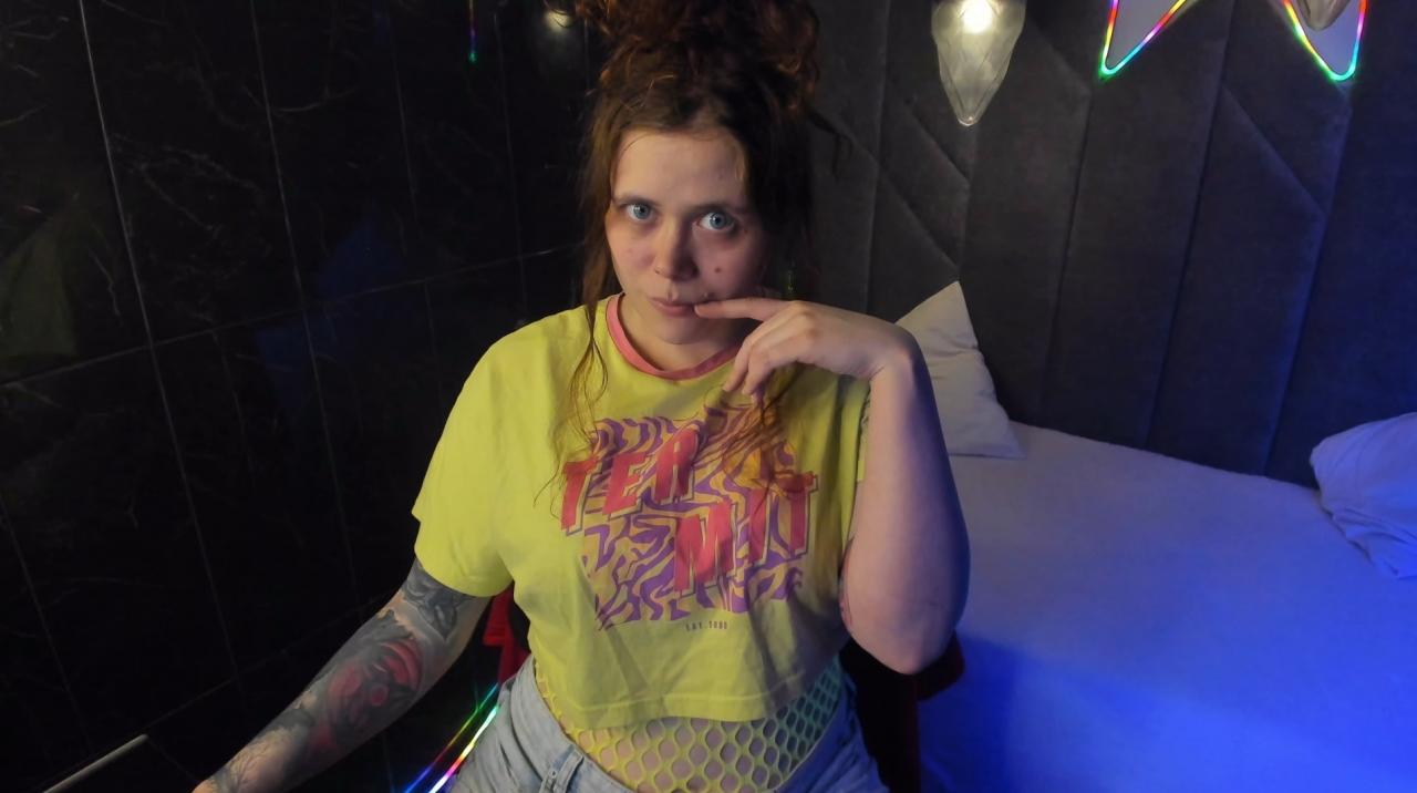 Webcam chat profile for SophiePure: Bondage & discipline