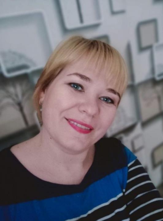 Webcam chat profile for Tersia: Ask about my Hobbies