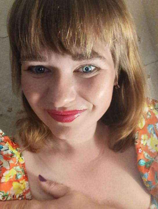 Webcam chat profile for Tersia: Ask about my Hobbies