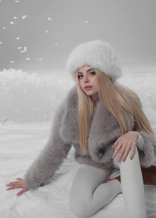 Webcam chat profile for Joliee: Ask about my Hobbies