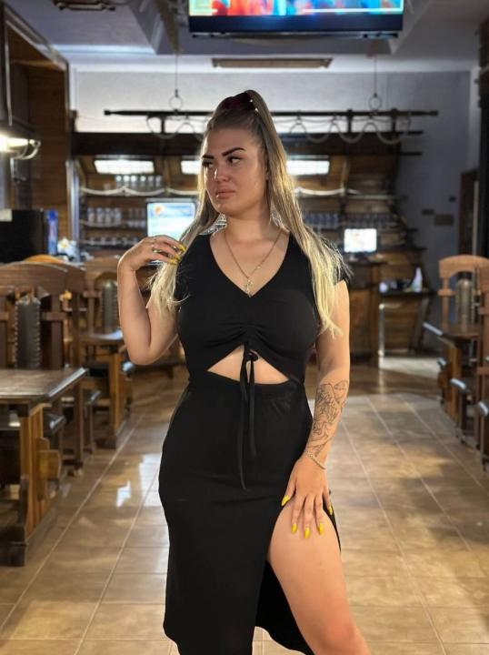 Webcam chat profile for Hidanaa999