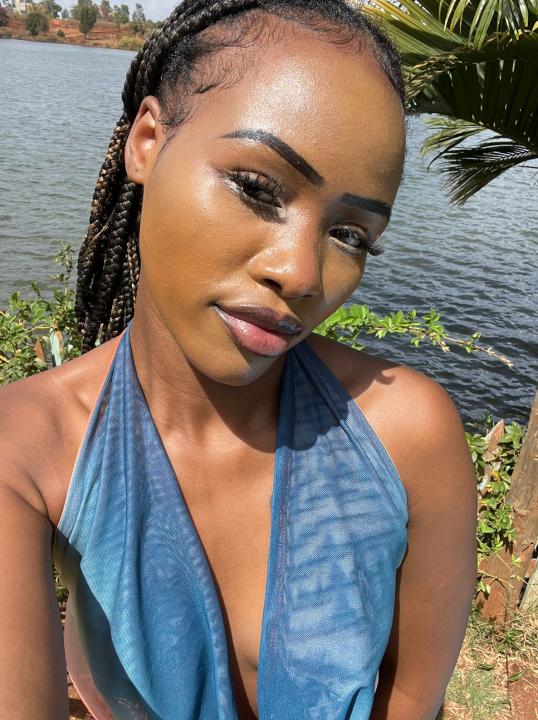 Webcam chat profile for Shawery: Kissing