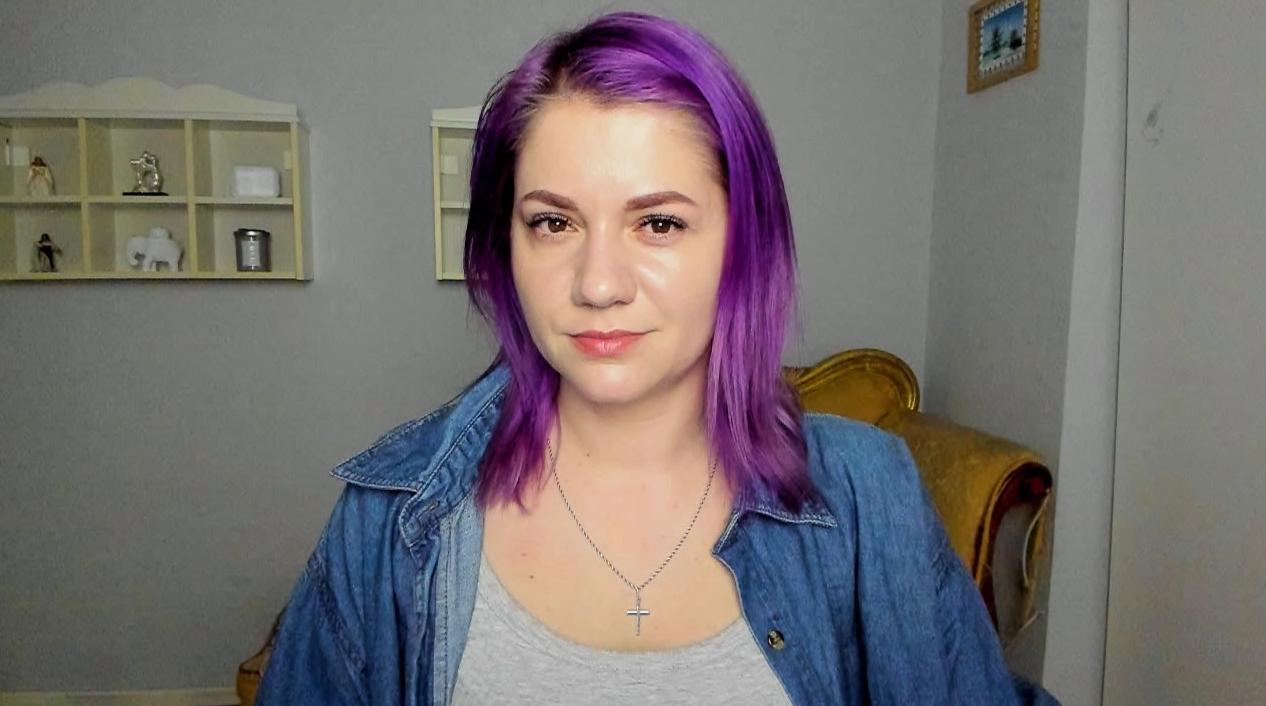 Webcam chat profile for MariaStone: Legs, feet & shoes