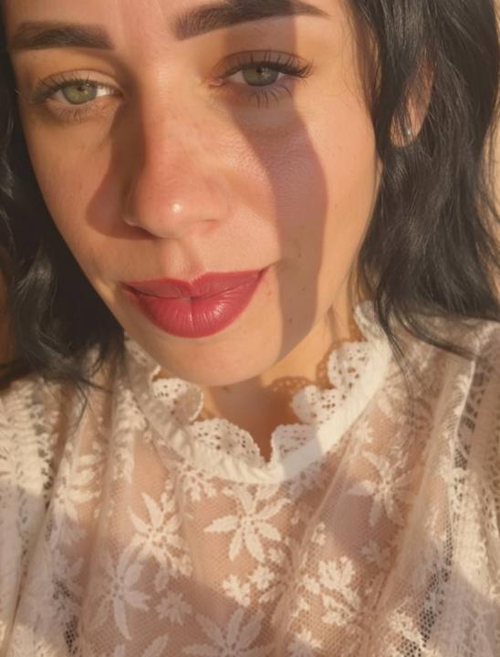 Webcam chat profile for Tairelle: Freckles