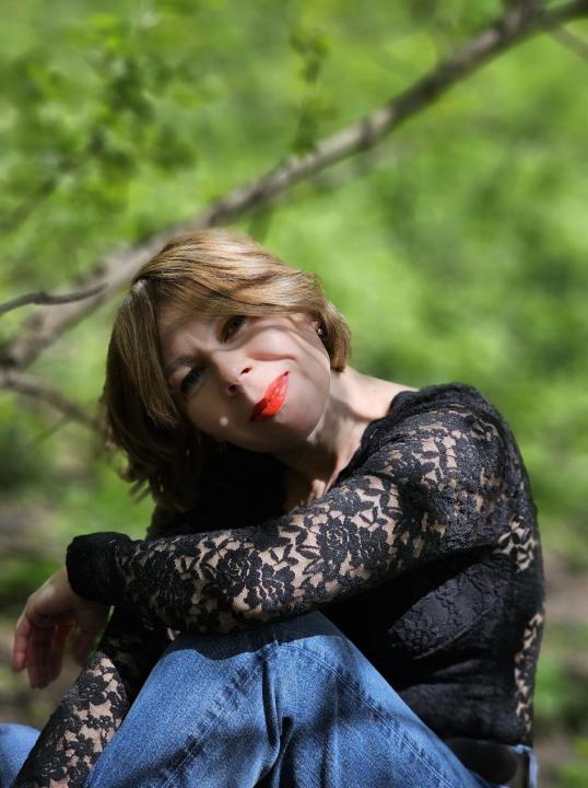 Webcam chat profile for Dinara