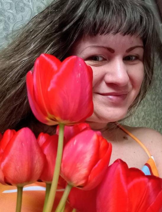 Webcam chat profile for Velinae: Ask about my Hobbies