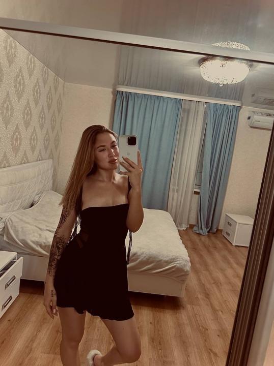 Webcam chat profile for lisaabet: Leather