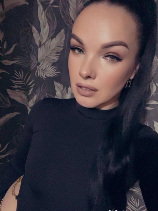 Webcam chat profile for LindaJoy: Outfits