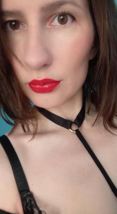 Webcam chat profile for DreamyIris