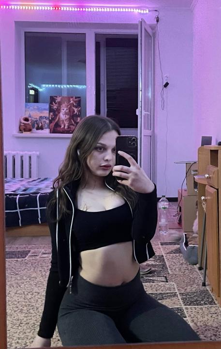 Webcam chat profile for MirraKitty: Ask about my other interests