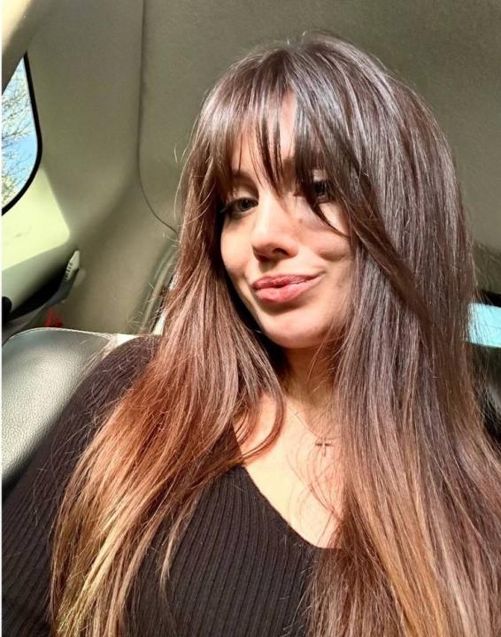 Webcam chat profile for Ressa: Ask about my Hobbies