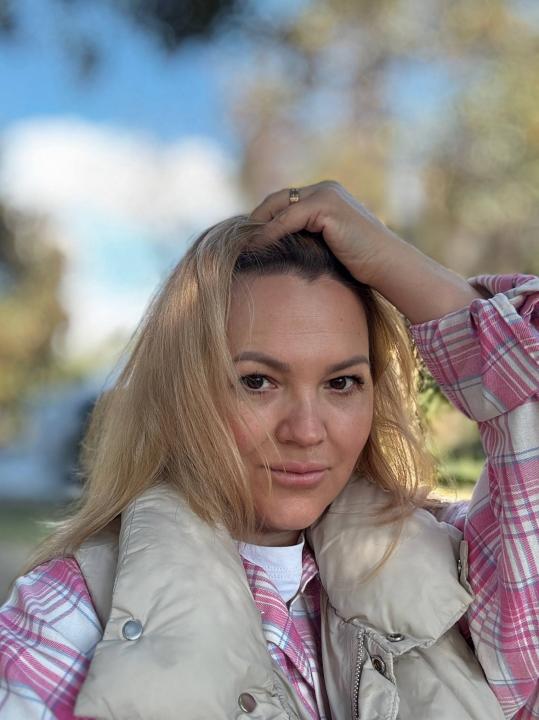 Webcam chat profile for Danikaa: Ask about my Hobbies