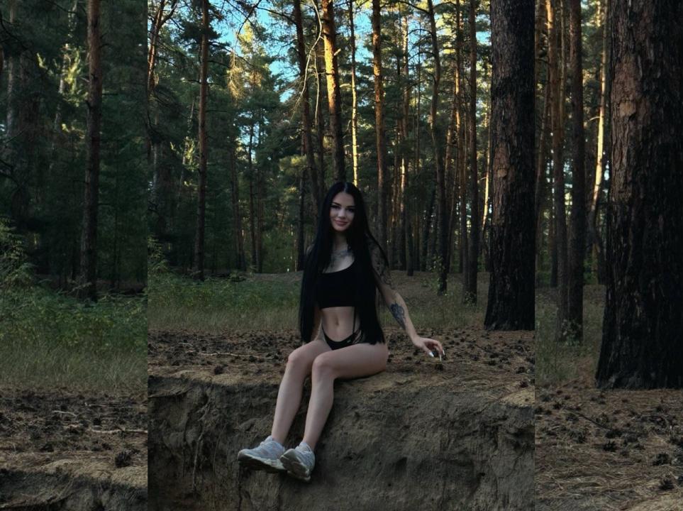 Webcam chat profile for AngelRrina: Outfits