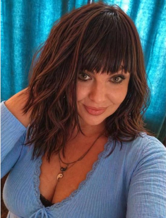 Webcam chat profile for AureliaLunit: Ask about my Hobbies