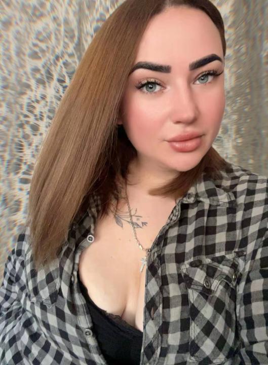 Webcam chat profile for Rosmira: Ask about my Hobbies