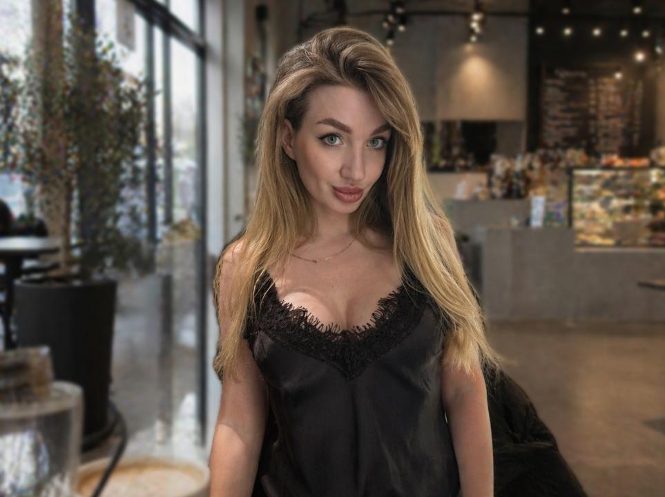 Webcam chat profile for KetiaRan