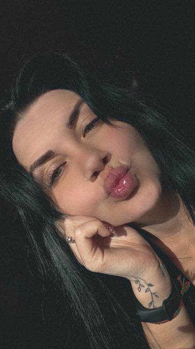 Webcam chat profile for VelmiraLuv