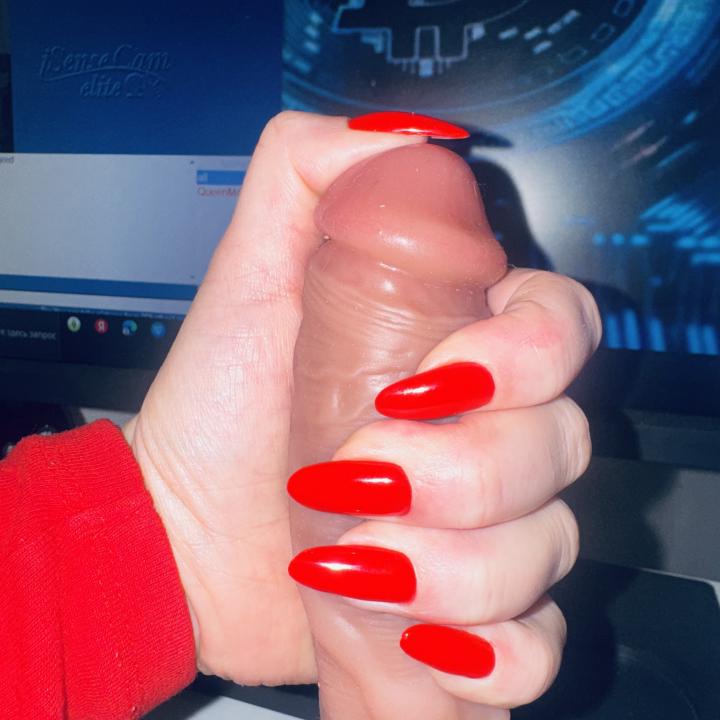 Webcam chat profile for QueenMom: BDSM