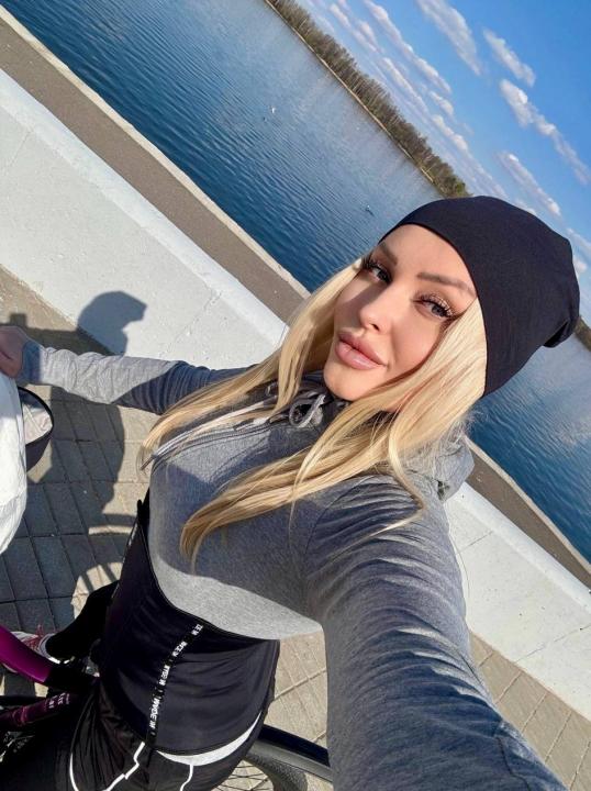 Webcam chat profile for softtangel: Outfits